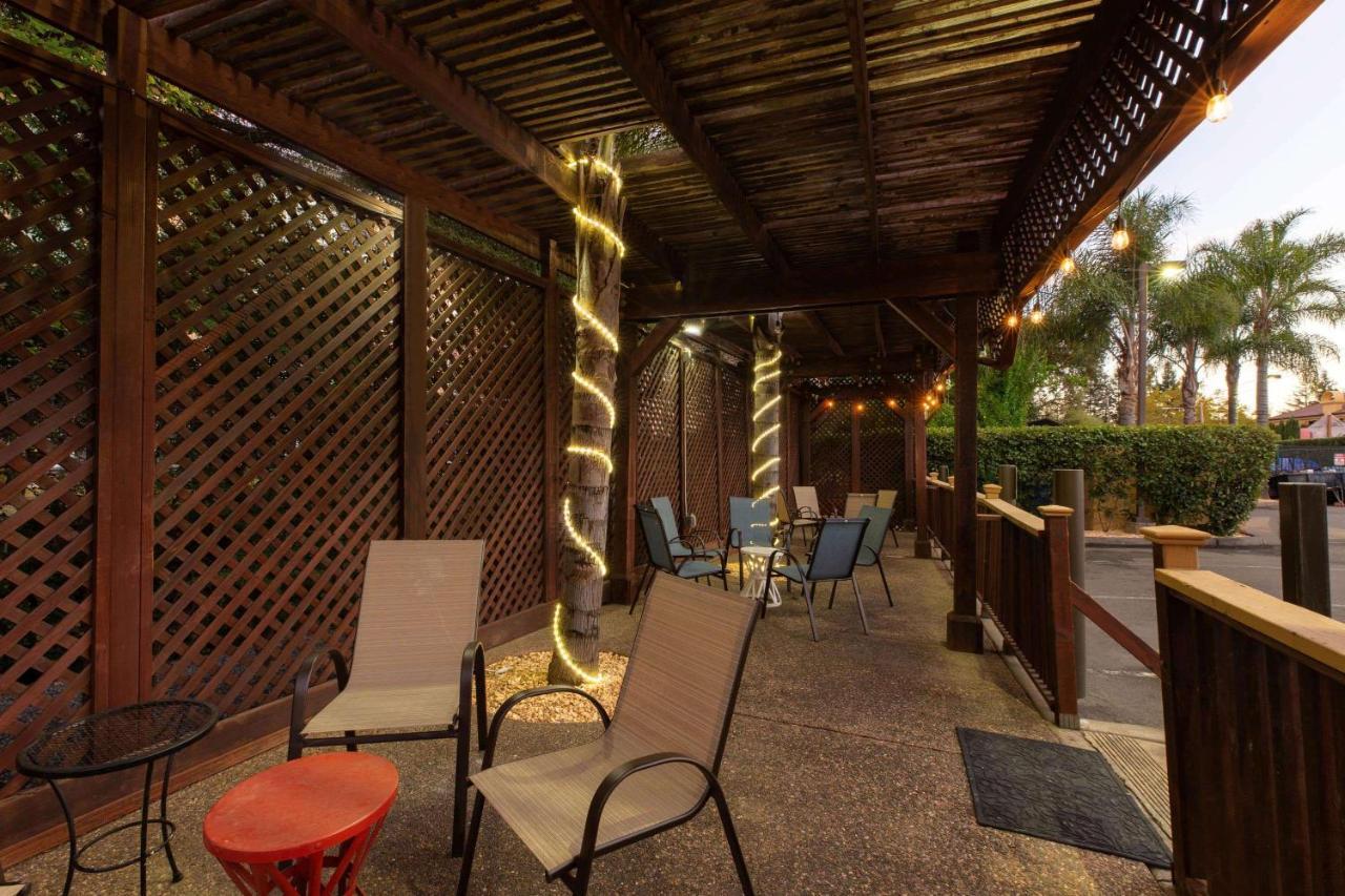 Vinea Hotel Healdsburg